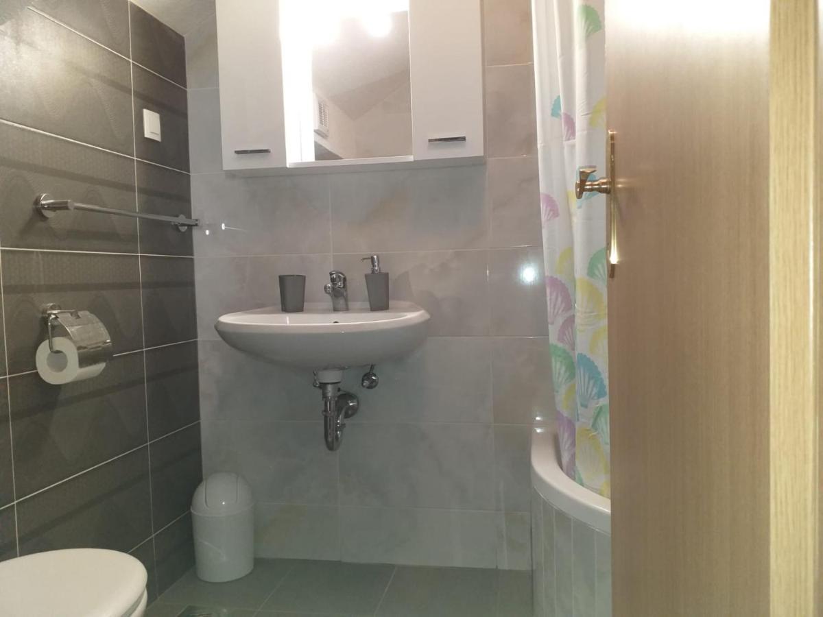 Milea Hotell Makarska Exteriör bild