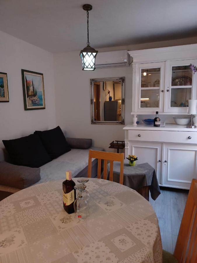Milea Hotell Makarska Exteriör bild